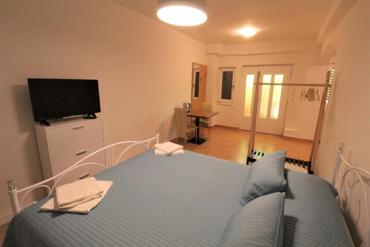 סבודרייה Apartment Orietta מראה חיצוני תמונה